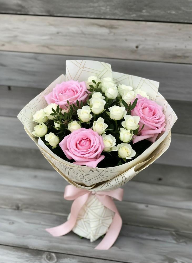 Букет цветов из: Розы в Купино