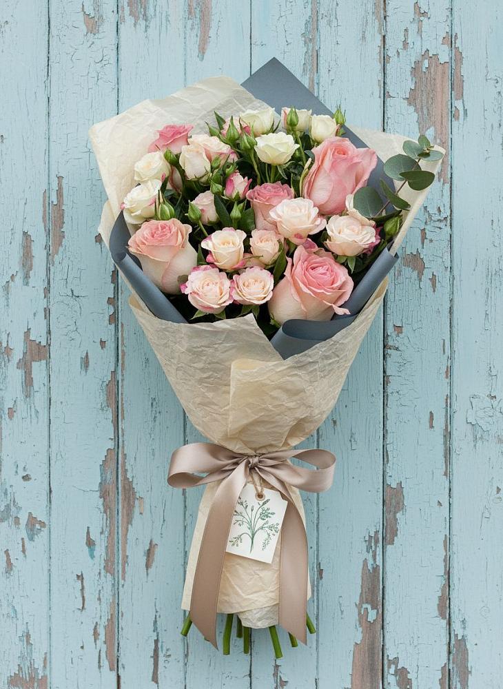 Букет цветов из: Розы в Купино