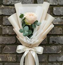 Букет цветов из:  Розы в Купино