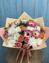 Букет цветов из:  Розы, Герберы и Хризантемы в Купино