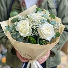 Букет цветов из:  Розы в Купино