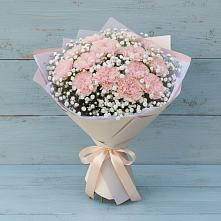 Букет цветов из:  Гвоздики в Купино
