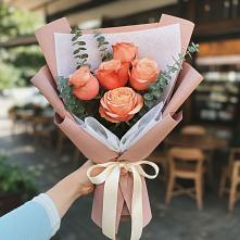 Букет цветов из:  Розы в Купино