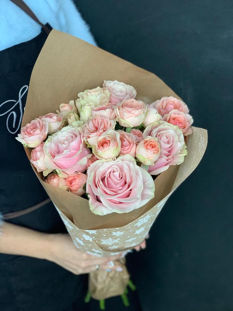 Букет цветов из: Хризантемы и Розы в Купино