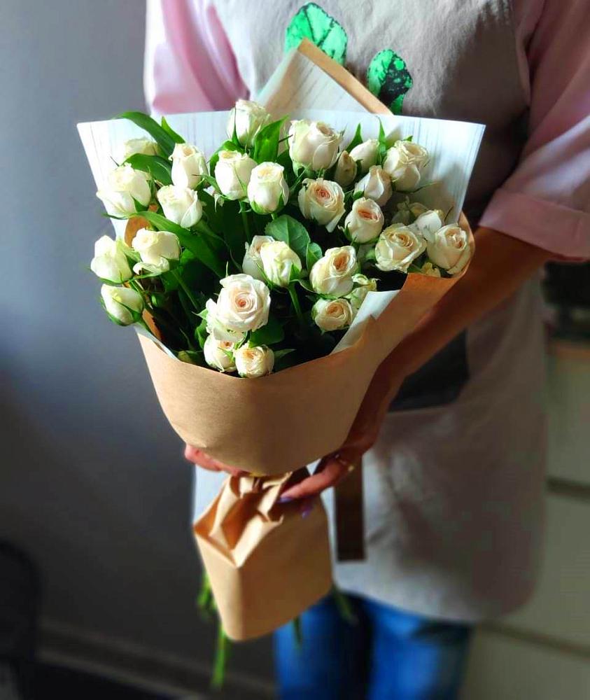 Букет цветов из: Розы в Купино