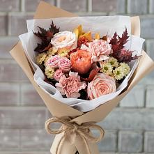Букет цветов из:  Гвоздики, Хризантемы и Розы в Купино