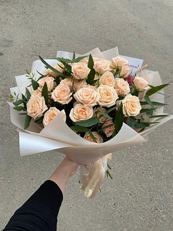 Букет Кремовые розы Латте в Купино