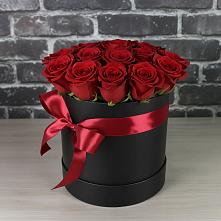 Цветочная композиция из Розы в шляпной коробке в Купино