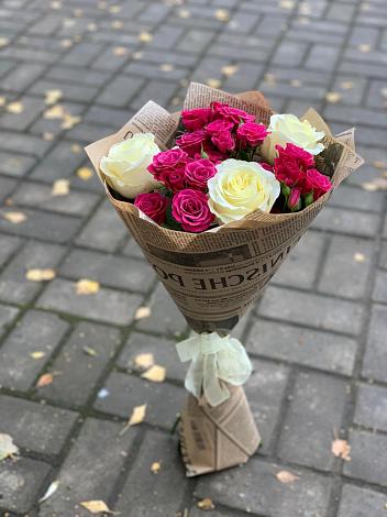 Букет цветов из: Розы в Купино