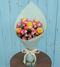 Букет цветов из:  Розы в Купино