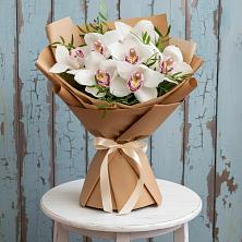 Букет цветов из:  Орхидеи и Розы в Купино